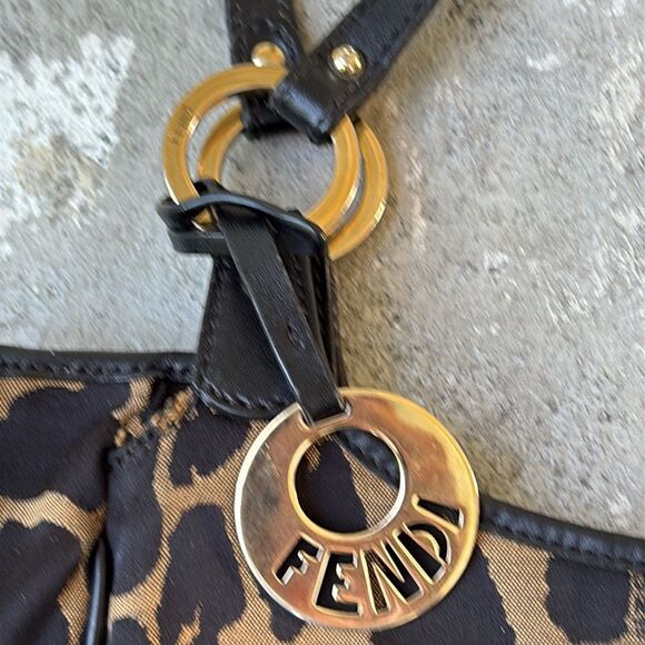 Fendi leopard print canvas bag - Picture 2 of 13